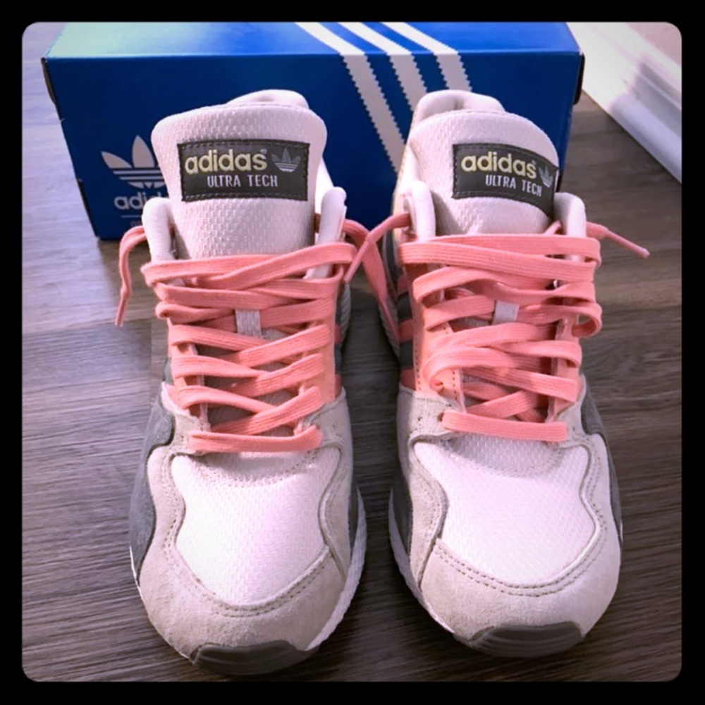 Used Adidas 9.5.